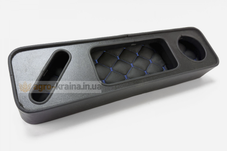 Полиця в ручку правих дверей МТЗ (синя строчка)