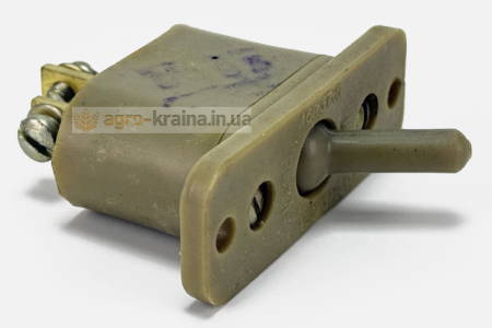 Переключатель-тумблер 2 положения ЮМЗ, МТЗ (пластиковый корпус, латунные контакты) (СССР)