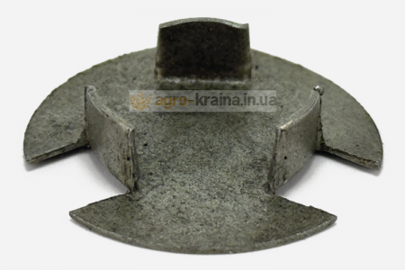 Шайба стакана корзины сцепления ЮМЗ (между пружинами) 45-1604156